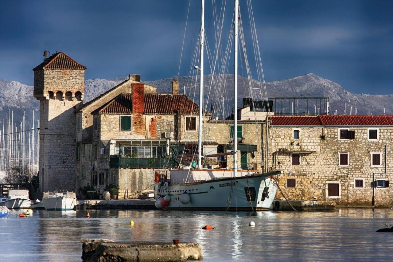Apartments Toma Kaštela المظهر الخارجي الصورة