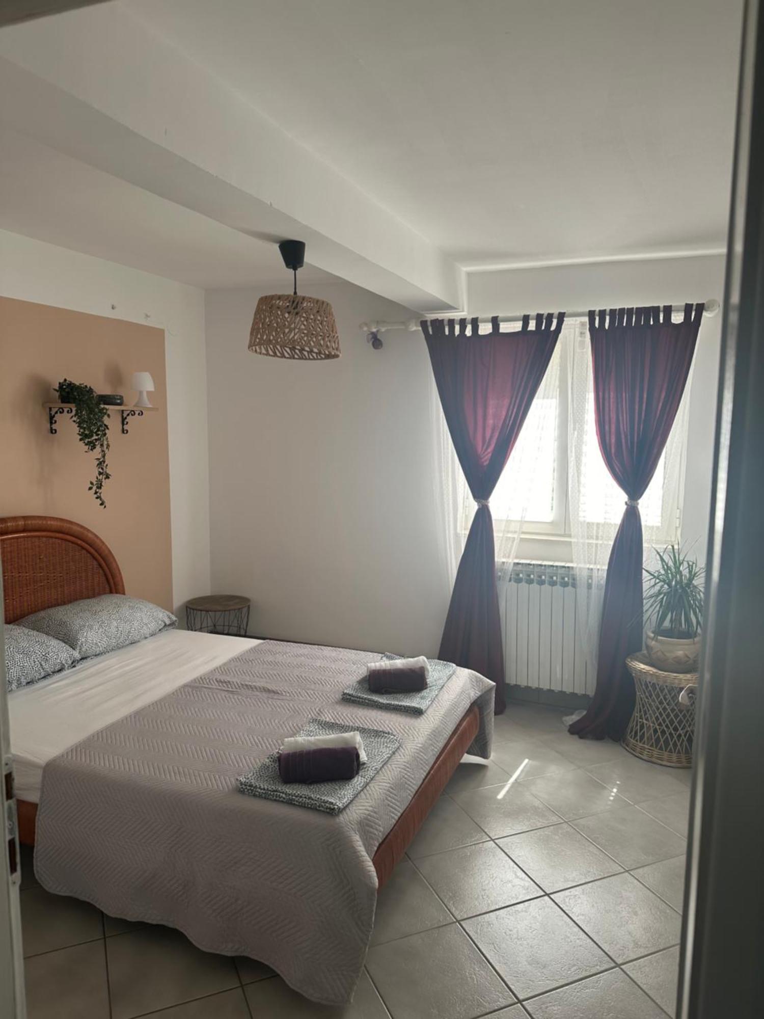 Apartments Toma Kaštela المظهر الخارجي الصورة